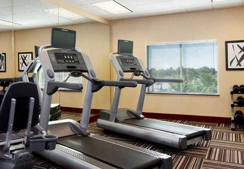 Courtyard Marriott Houston Pearland Hotel Exterior photo